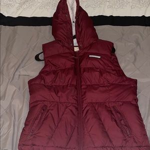 Maroon Hollister vest